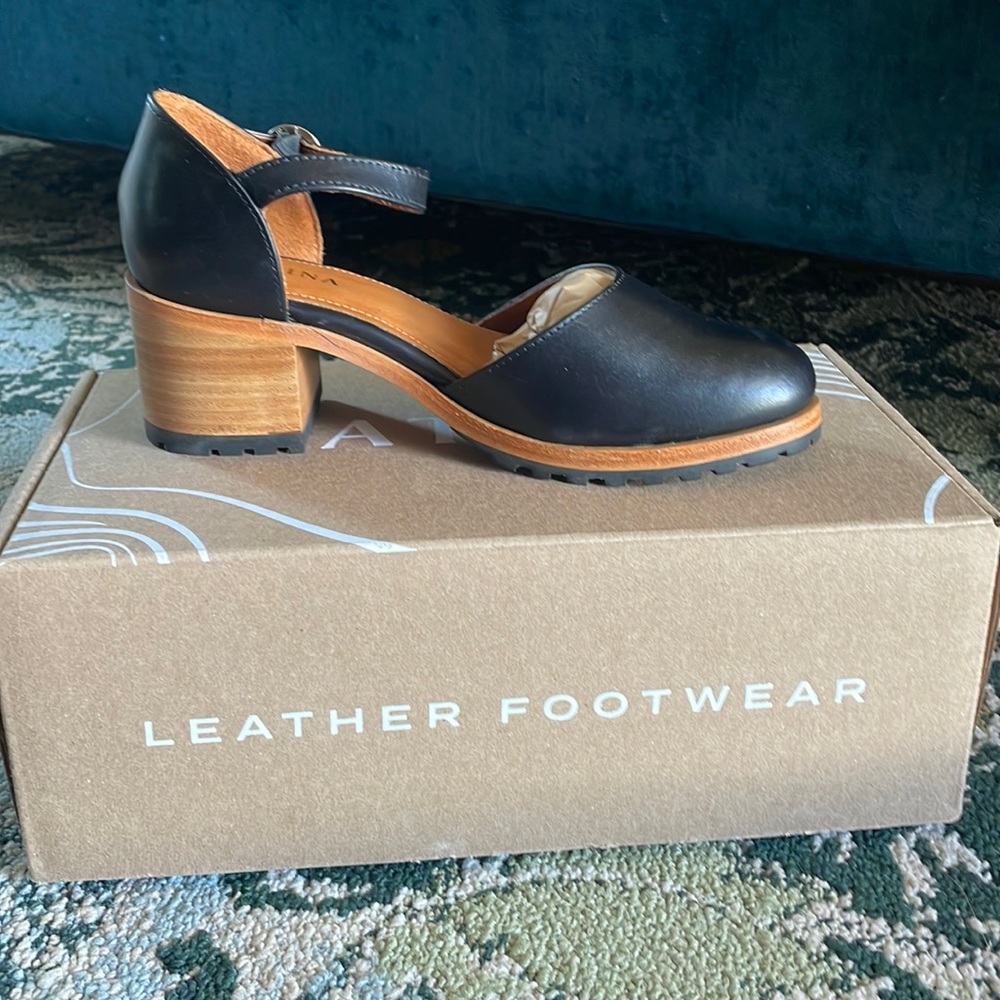 Patina heeled Mary Jane